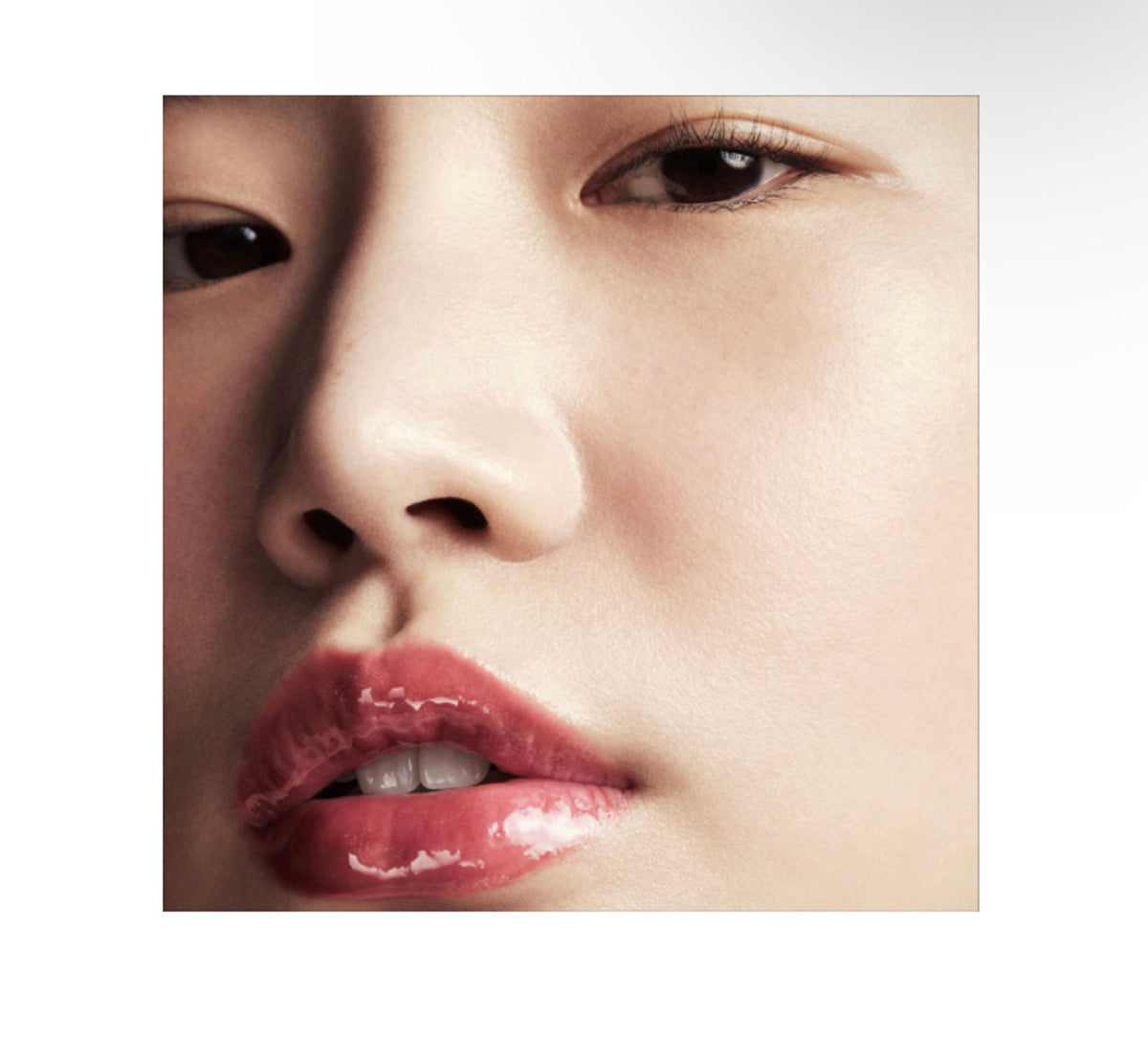 Gloss Bomb Universal Lip Luminizer Fenty Beauty Original – Miracle Store Colombia